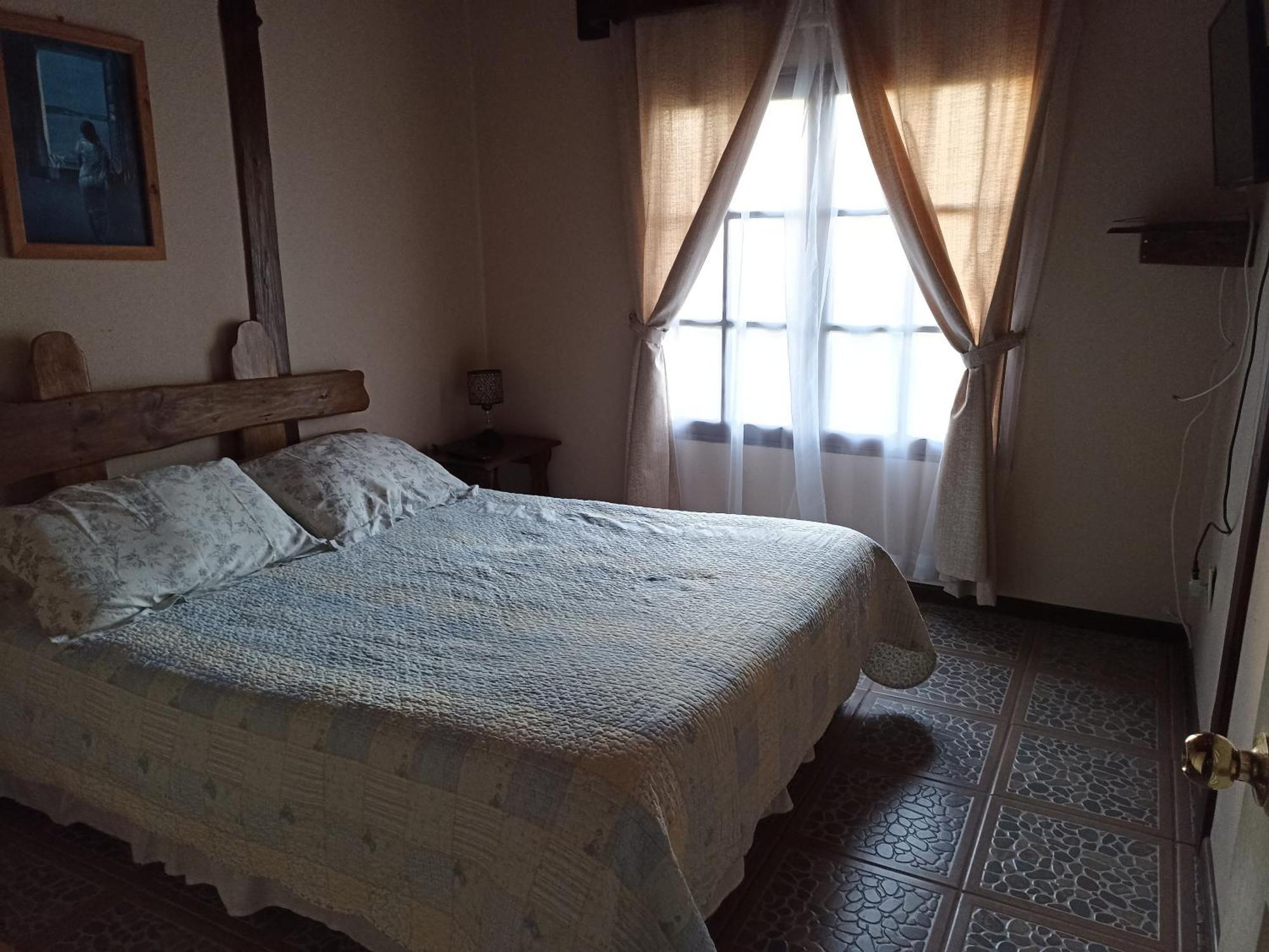 El Algarrobo Алгаробо Стая снимка